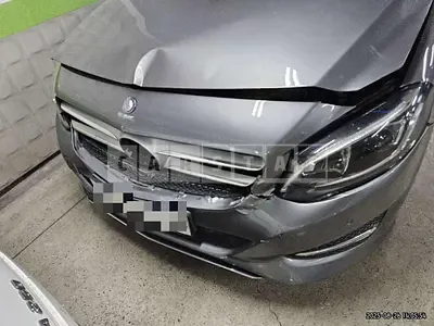 Photo 1 of 12: 2016 Mercedes-Benz B200 d — Korean insurance auction