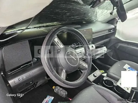 Photo 2 of 7: 2025 Hyundai Kona — Korean insurance auction