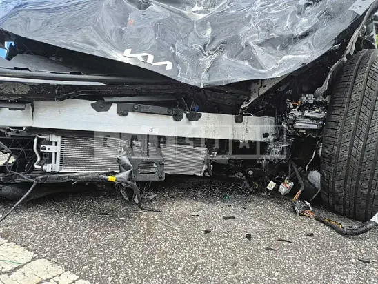 Photo 2 of 23: 2025 Kia EV6 — Korean insurance auction