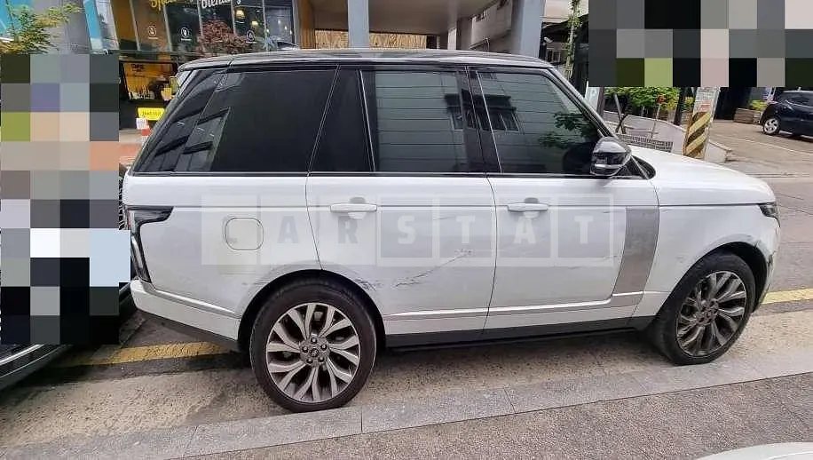 Photo 2 of 26: 2019 Land Rover Range Rover SDV8 — Korean insurance auction