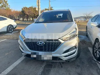 Photo 1 of 13: 2017 Hyundai Tucson — Korean insurance auction