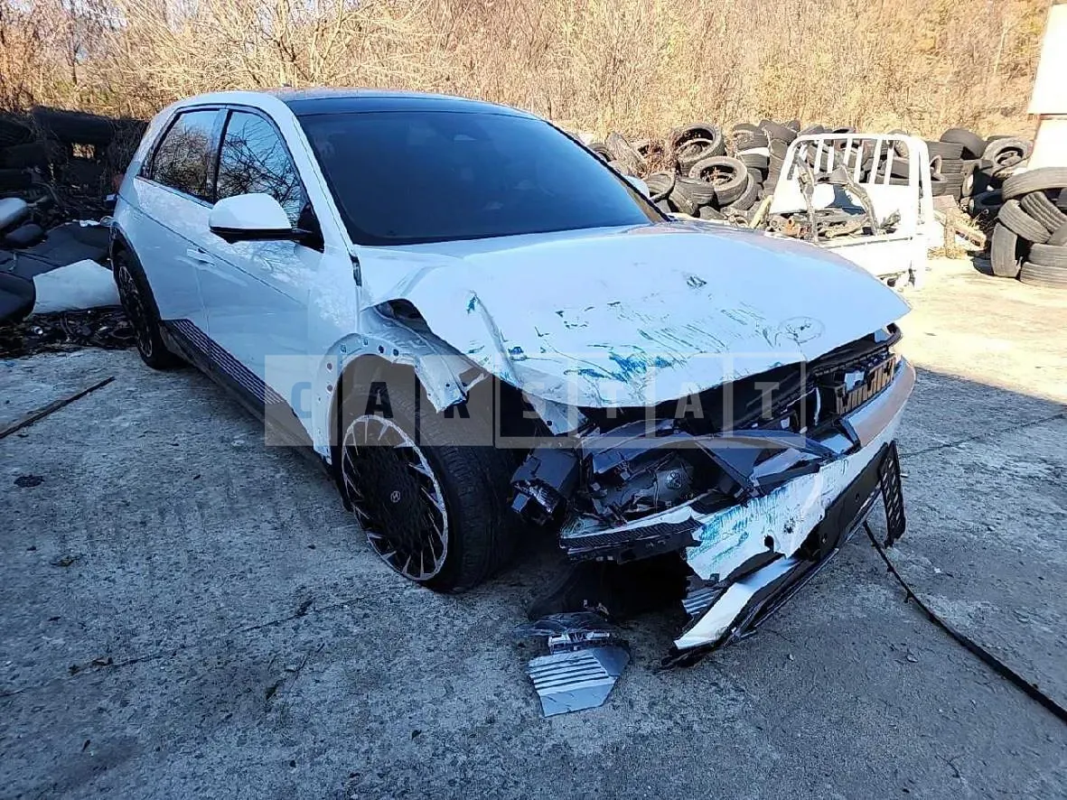 Photo 2 of 8: 2021 Hyundai IONIQ 5 Long Range, VIN KMHKR81CPNU052237 — Korean insurance auction