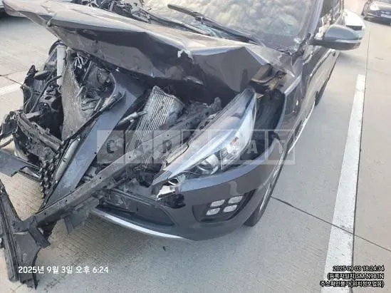Photo 2 of 5: 2017 Kia Sorento — Korean insurance auction
