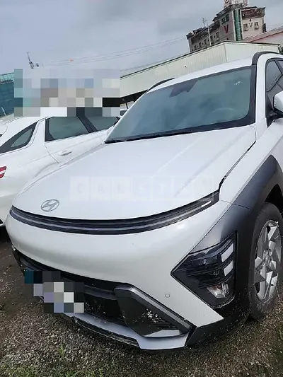 Photo 1 of 10: 2023 Hyundai Kona — Korean insurance auction