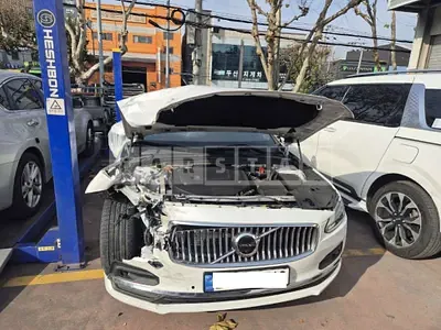 Photo 1 of 33: 2023 Volvo S90B6 AWD — Korean insurance auction