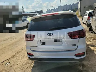 Photo 1 of 10: 2017 Kia Sorento 2.2 (4WD) — Korean insurance auction