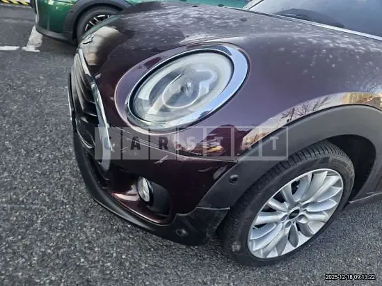 Photo 2 of 11: 2018 MINI Cooper Clubman, VIN WMWLN5101J2G10909 — Korean insurance auction