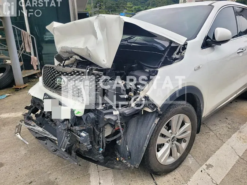 Photo 2 of 10: 2014 Kia Sorento 2.0 — Korean insurance auction