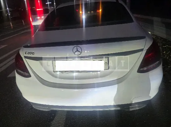 Photo 2 of 16: 2017 Mercedes-Benz C 200 — Korean insurance auction