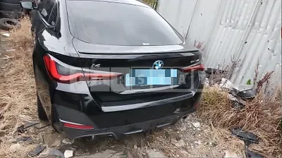 Photo 1 of 10: 2022 BMW i4 eDrive40 — Korean insurance auction