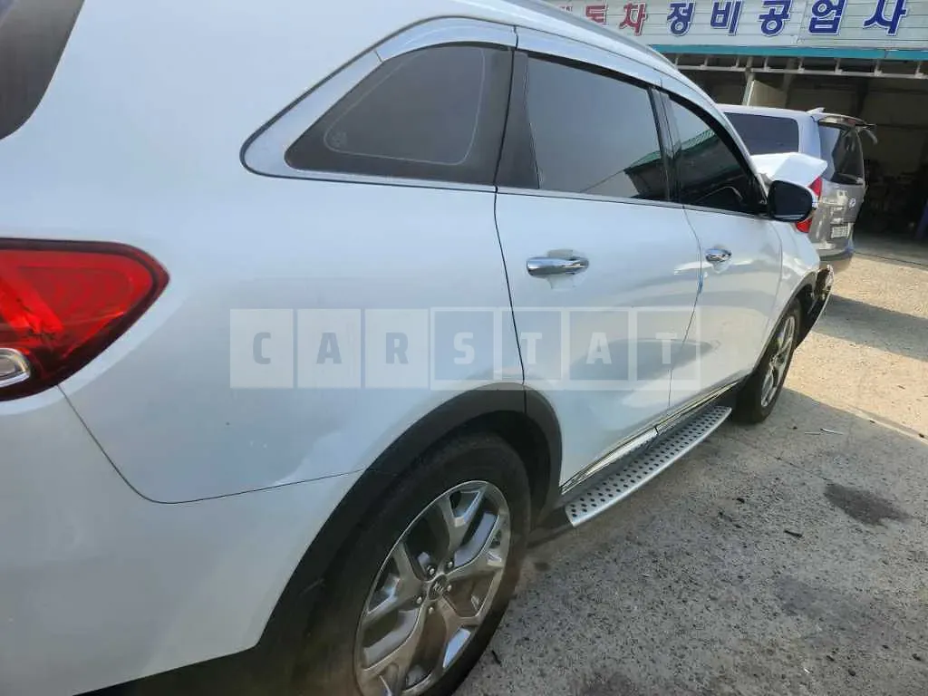 Photo 2 of 8: 2015 Kia Sorento, VIN KNAPS81ABFA009608 — Korean insurance auction