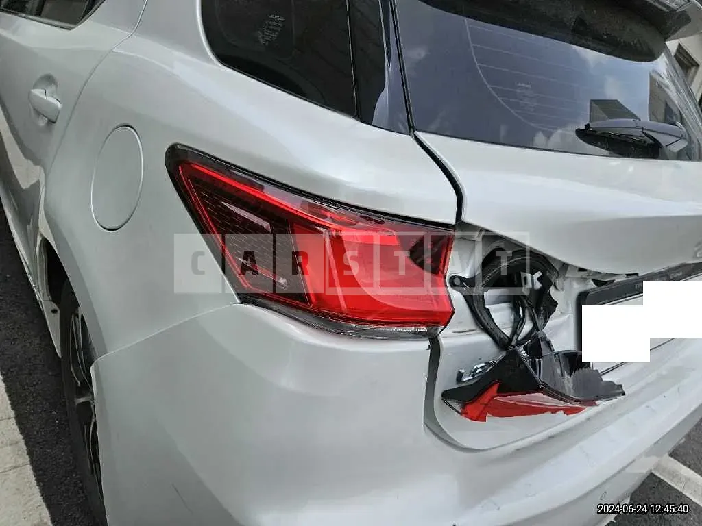 Photo 2 of 18: 2018 Lexus CT200h — Korean insurance auction
