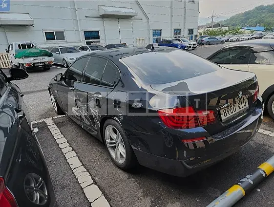 Photo 2 of 6: 2016 BMW 520d, VIN WBA5E5105GG204116 — Korean insurance auction