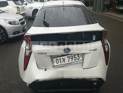 Photo 1 of 10: 2018 Toyota Prius, VIN JTDKBRFU5J3073771 — Korean insurance auction