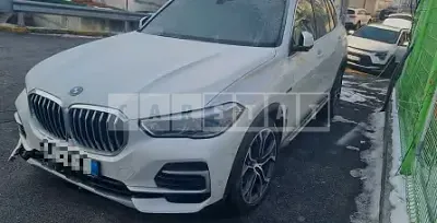 Photo 1 of 9: 2022 Hyundai Bmw X5 xDrive 45e iPerformance, VIN KMHE341DBJA462787 — Korean insurance auction