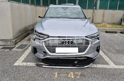 Photo 1 of 20: 2022 Audi e-tron 55 quattro — Korean insurance auction