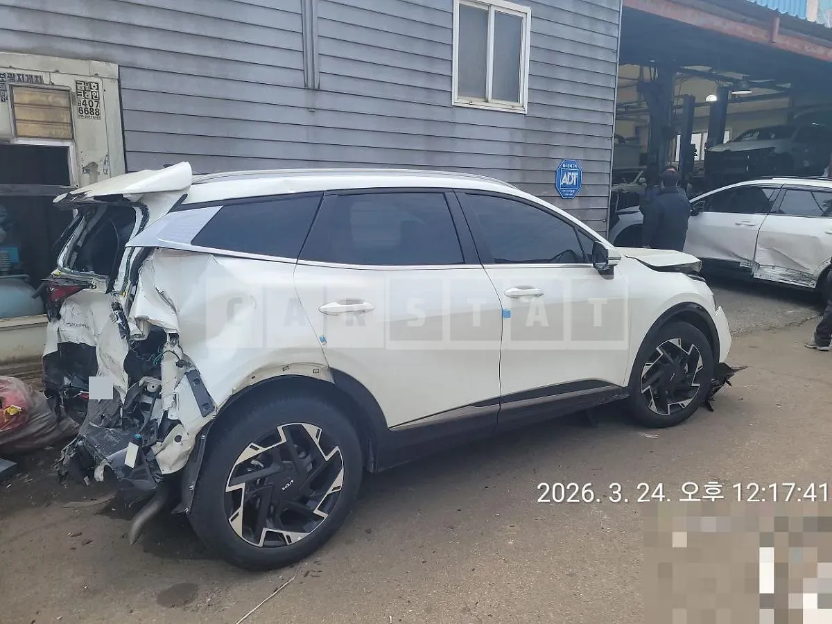 Photo 2 of 24: 2024 Kia Sportage Gasoline — Korean insurance auction