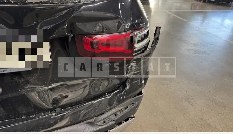 Photo 2 of 29: 2021 Mercedes-Benz GLB220 — Korean insurance auction