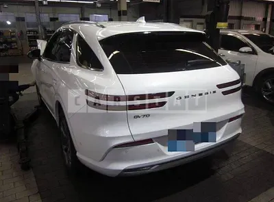 Photo 1 of 68: 2022 Genesis GV70 Electric Car AWD — Korean insurance auction