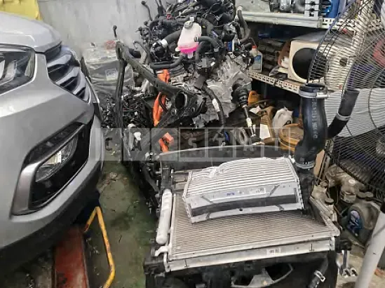 Photo 2 of 30: 2023 Kia Sportage — Korean insurance auction