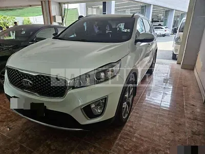 Photo 1 of 18: 2015 Kia Sorento 7-Seater 2.0 — Korean insurance auction