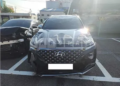 Photo 1 of 21: 2019 Hyundai Santa Fe, VIN KMHS581BBKU136785 — Korean insurance auction