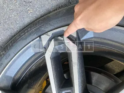 Photo 1 of 2: 2024 BMW (parts) iX1 xDrive30 Wheels — Korean insurance auction