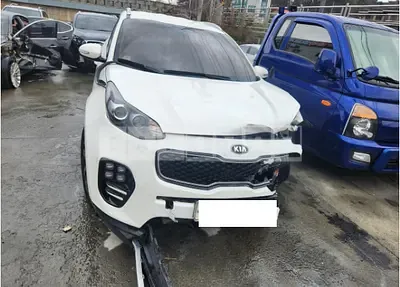 Photo 1 of 4: 2016 Kia Sportage, VIN KNAP6815GGK145207 — Korean insurance auction