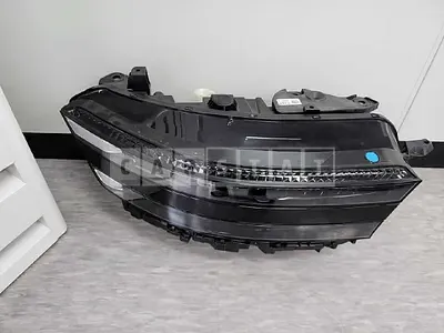 Photo 1 of 5: 2022 Genesis (parts) G90 Headlamp — Korean insurance auction