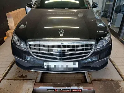 Photo 1 of 41: 2018 Mercedes-Benz E400 4Matic — Korean insurance auction