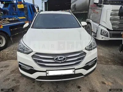 Photo 1 of 23: 2017 Hyundai Santa Fe, VIN KMHSW81XDHU736091 — Korean insurance auction
