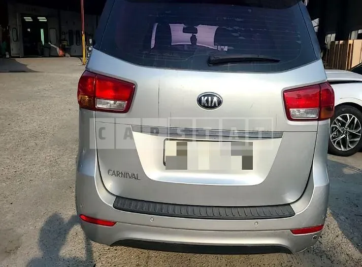 Photo 2 of 11: 2014 Kia Carnival, VIN KNHMF37ABFS004780 — Korean insurance auction