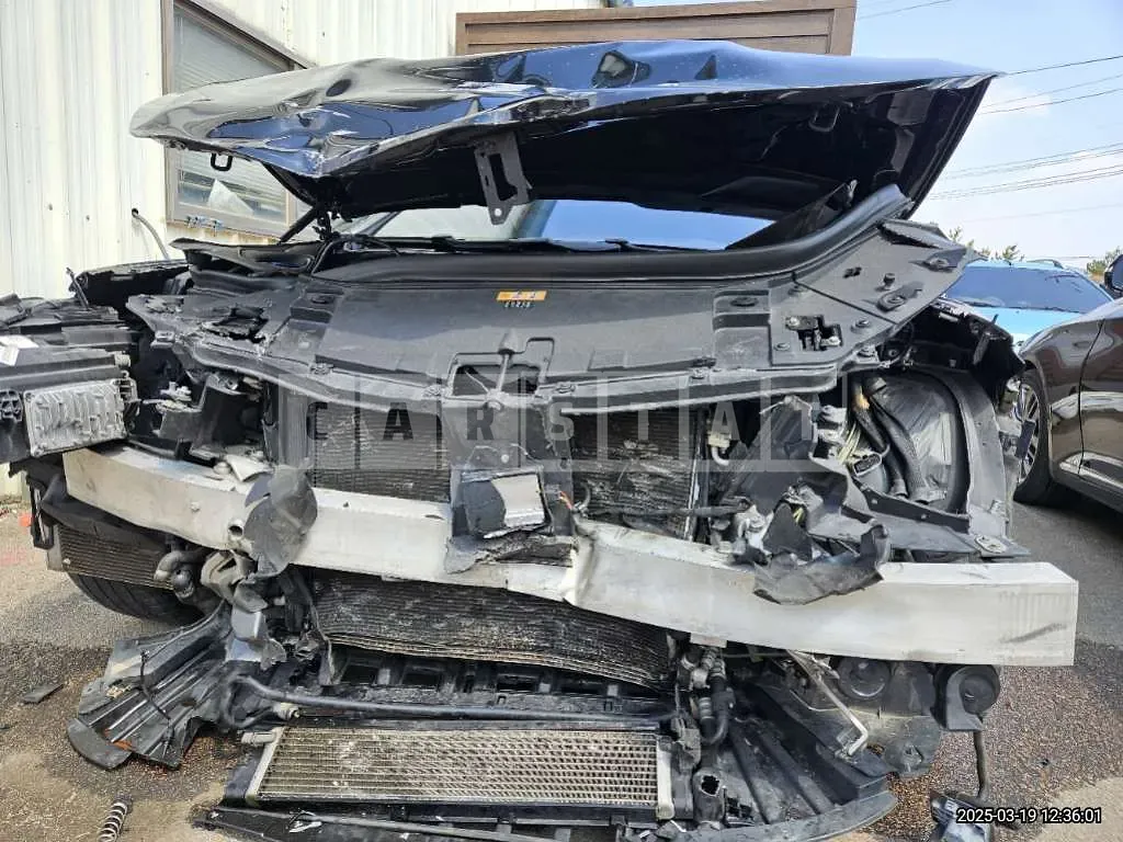 Photo 2 of 8: 2017 Mercedes-Benz AMG S63 4Matic Coupe — Korean insurance auction