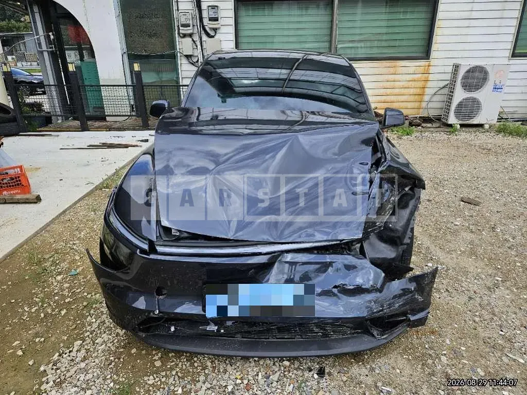 Photo 2 of 26: 2026 Tesla Model Y Premium Long Range AWD — Korean insurance auction