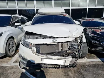 Photo 1 of 24: 2017 Kia Carnival High Limousine, VIN KNAMC81ABHS328928 — Korean insurance auction