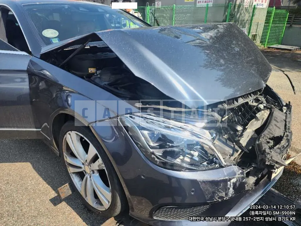 Photo 2 of 5: 2016 Mercedes-Benz CLS350d 4Matic, VIN WDDLJ9EB7GA182573 — Korean insurance auction