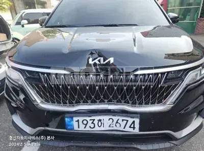 Photo 1 of 25: 2023 Kia Carnival — Korean insurance auction