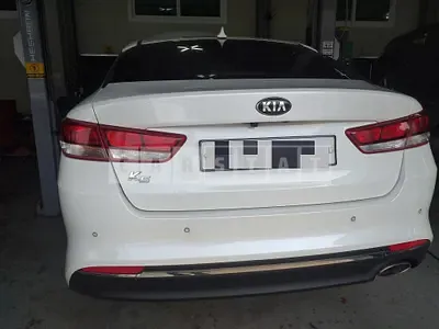 Photo 1 of 4: 2017 Kia K5, VIN KNAGS416BHA167253 — Korean insurance auction