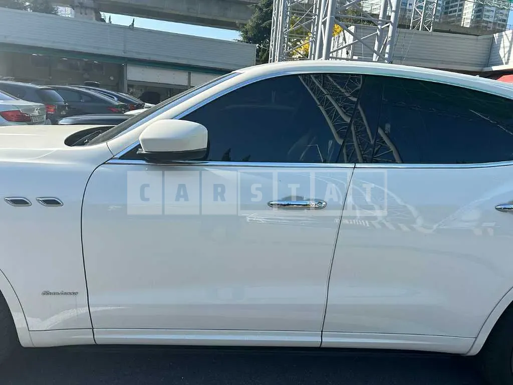 Photo 2 of 17: 2019 Maserati Levante Diesel — Korean insurance auction