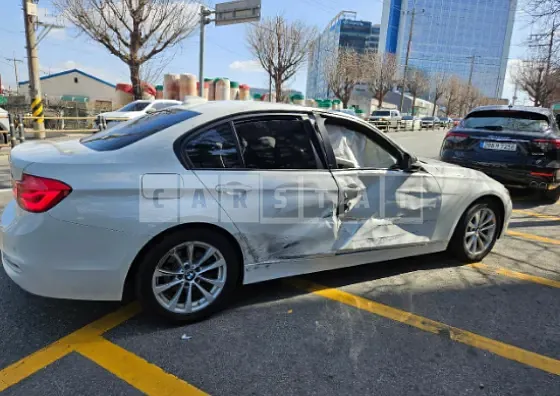 Photo 2 of 27: 2018 BMW 320d, VIN WBA8C5107JP842975 — Korean insurance auction