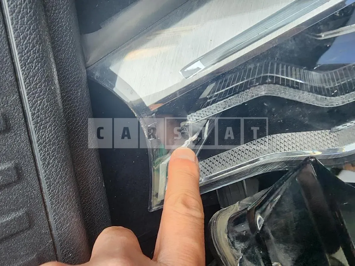 Photo 2 of 3: 2018 BMW (parts) 530i Headlamp — Korean insurance auction