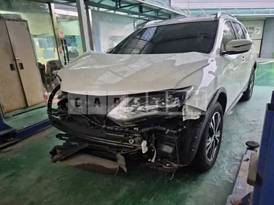 Photo 1 of 31: 2018 Nissan X-Trail 4WD, VIN JN1AT2MV8JW000309 — Korean insurance auction