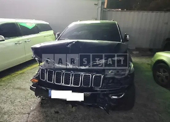 Photo 2 of 9: 2021 Jeep Straw Grand Cherokee, VIN 1C4RJFBG0MC528904 — Korean insurance auction