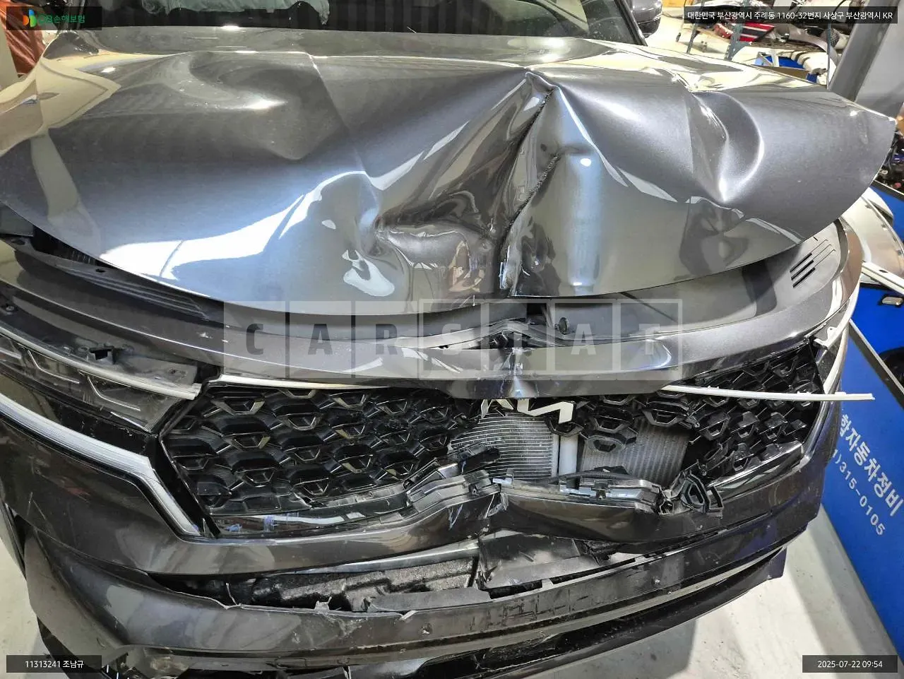 Photo 2 of 18: 2021 Kia Sorento, VIN KNARF81FHNA130328 — Korean insurance auction