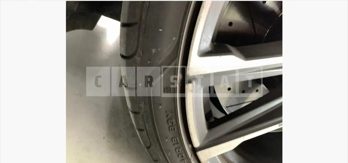 Photo 2 of 8: 2024 BMW (parts) 420i Convertible Wheels, VIN WBA71AT05RCR06392 — Korean insurance auction