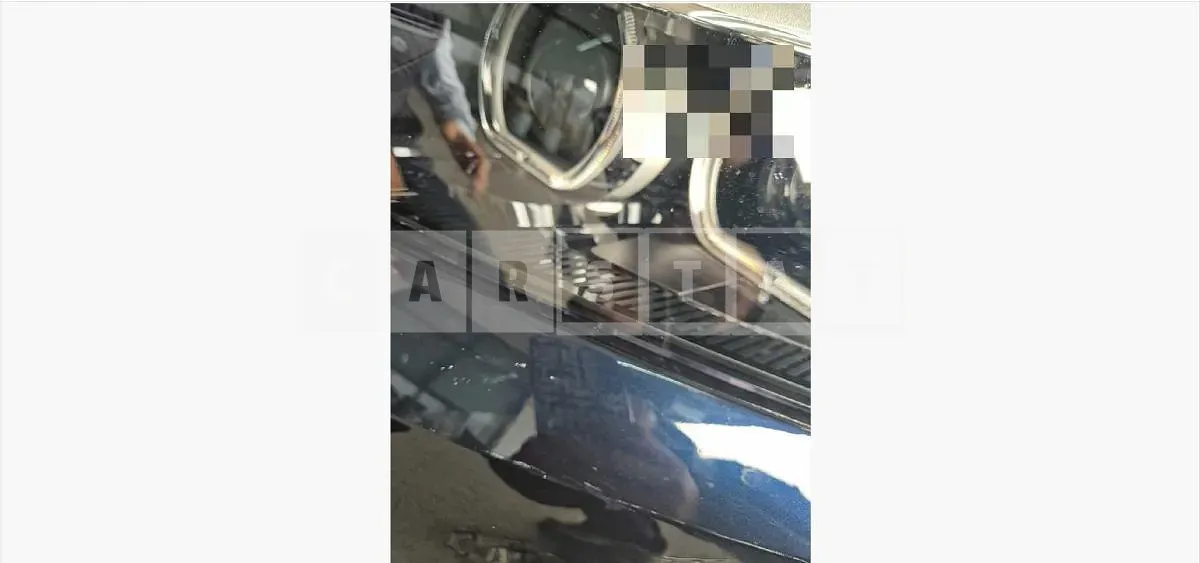 Photo 3 of 3: 2018 BMW (parts) 520i L Headlamp — Korean insurance auction