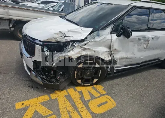 Photo 2 of 6: 2025 Kia Carnival — Korean insurance auction