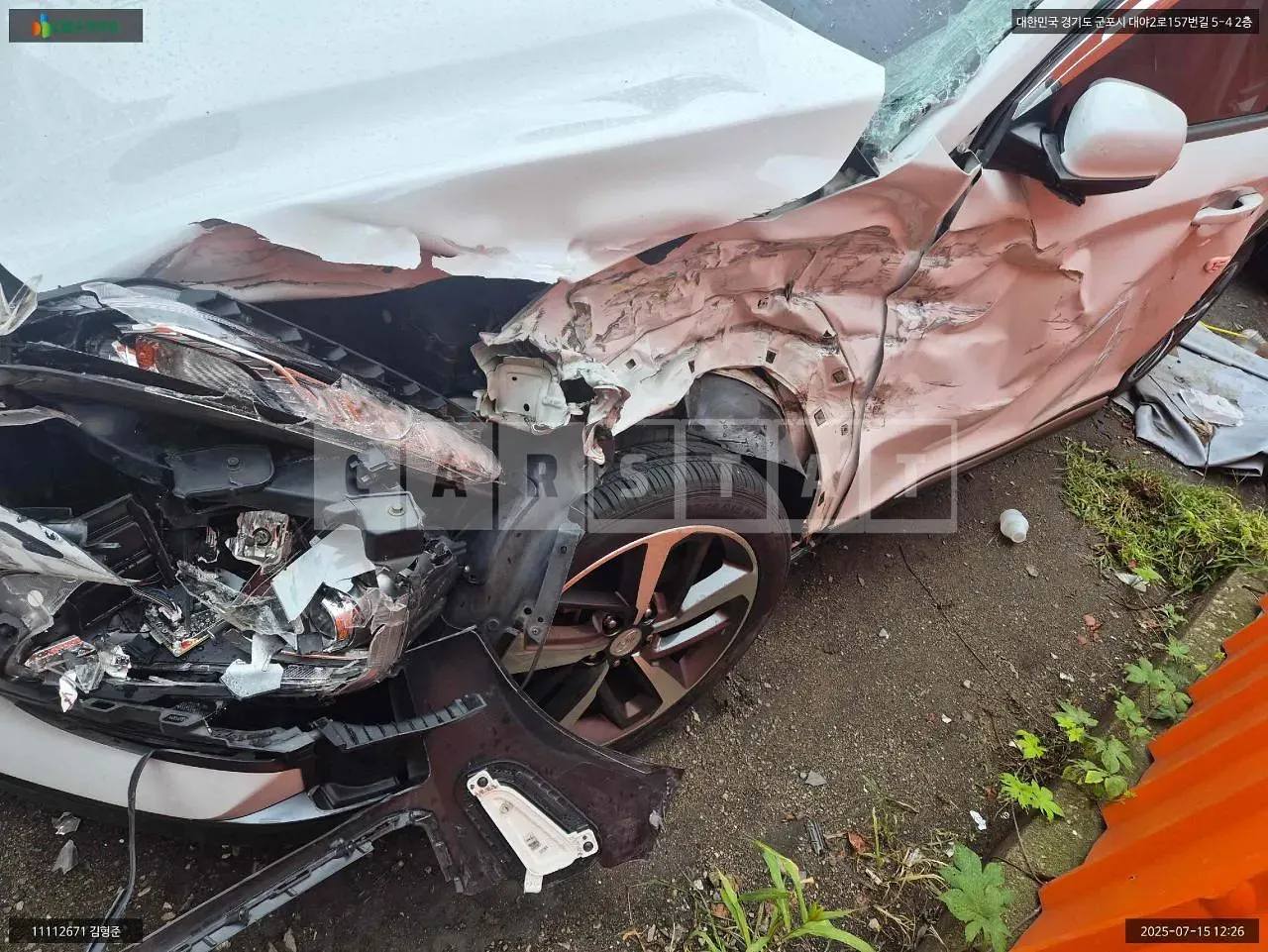 Photo 2 of 15: 2018 Hyundai Kona, VIN KMHK4815GJU117505 — Korean insurance auction
