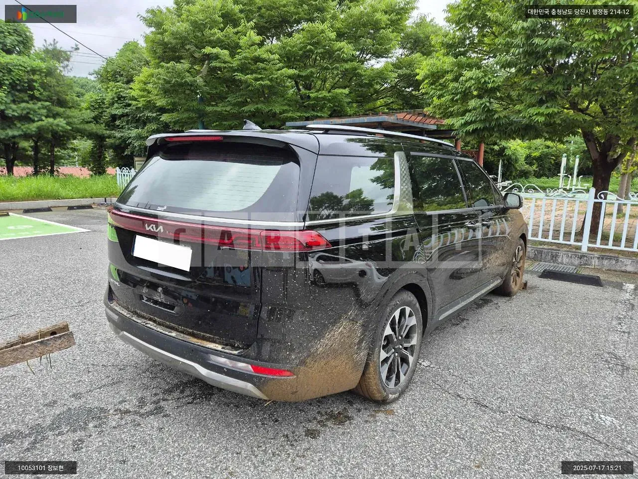Photo 2 of 7: 2023 Kia Carnival, VIN KNANE81BBPS280138 — Korean insurance auction
