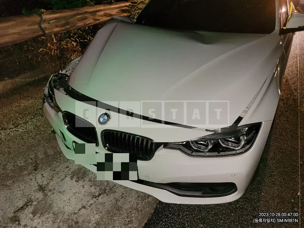 Photo 2 of 10: 2018 BMW 320d, VIN WBA8C5102JP843127 — Korean insurance auction